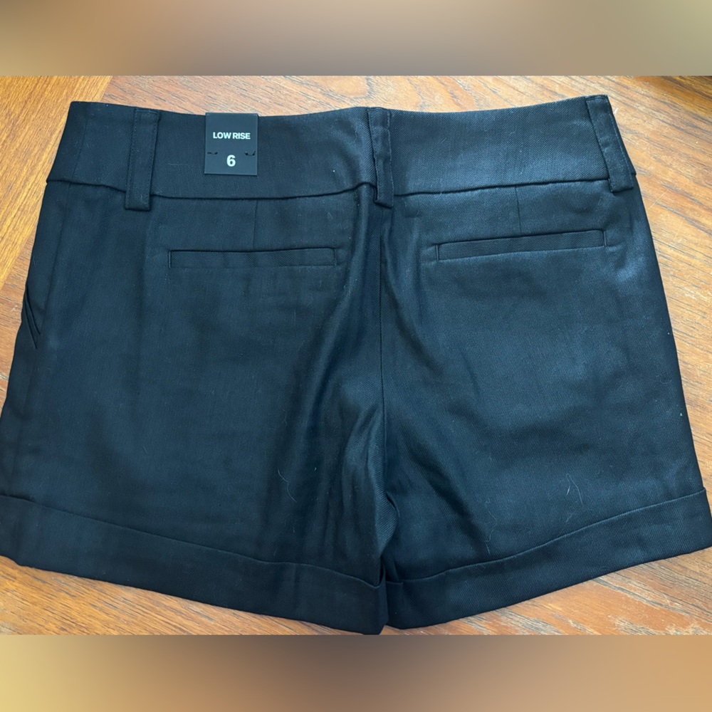 Express Black Linen Shorts - Picture 2 of 4